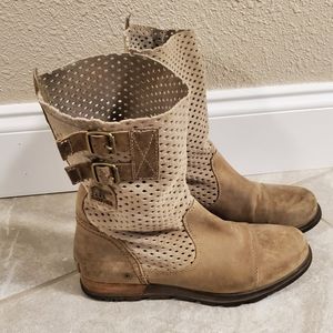 Sorel Major Pull On boot 8
